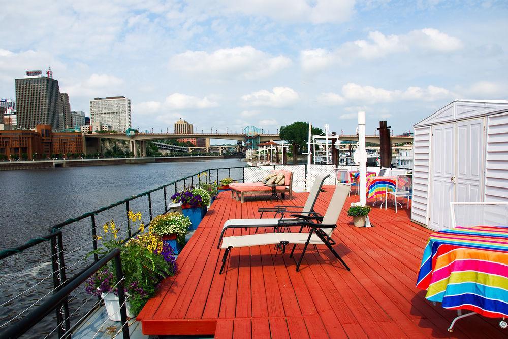 The Covington Houseboat Bed & Breakfast Сейнт Пол Екстериор снимка